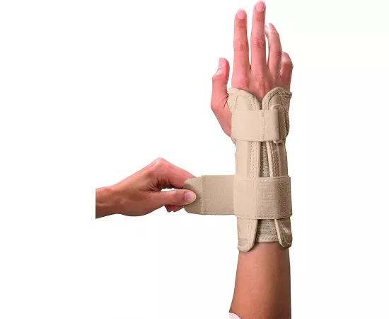 Mueller Wrist Stabilizer Beige Small/Medium